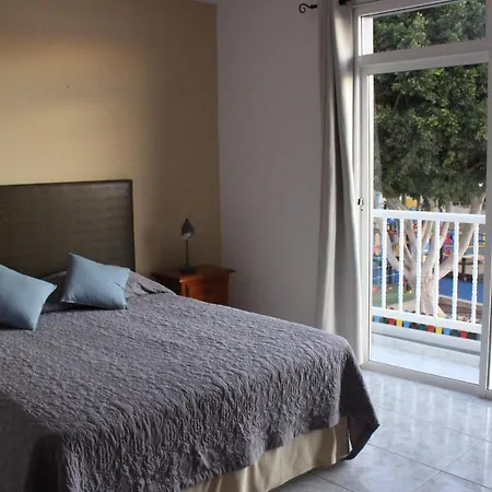 La Orilla House Holiday home *