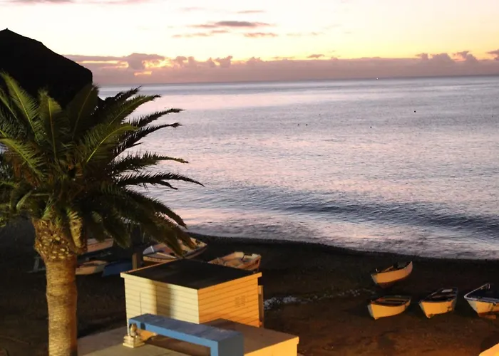 بيت للعطل La Orilla House Lajita