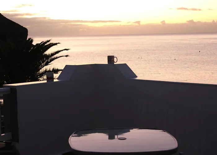 La Orilla House بيت للعطل Lajita