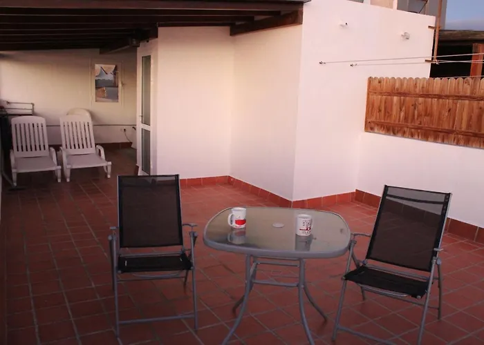 بيت للعطل La Orilla House