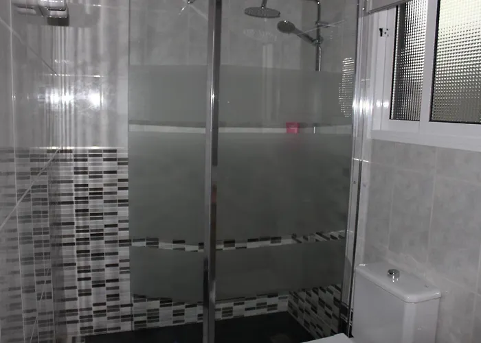 بيت للعطل La Orilla House *