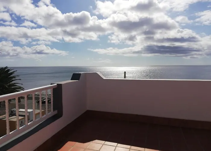 La Orilla House بيت للعطل