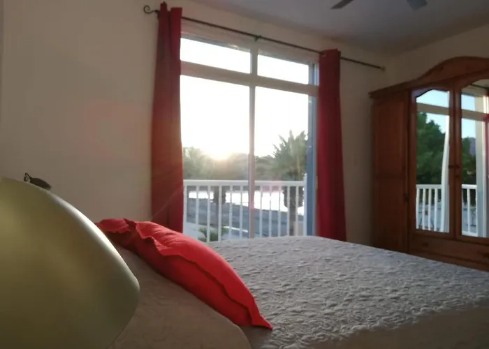 La Orilla House * Lajita