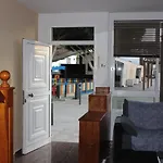 La Orilla House